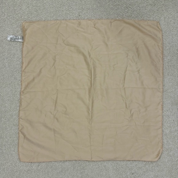 Satin Nude Scarf + Claw Clip Bundle - Picture 3 of 6